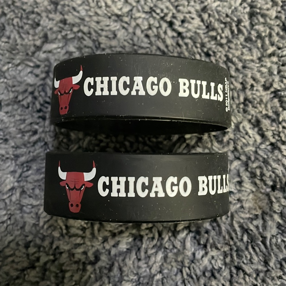 NWOT set of two Chicago Bulls plastic bracelets